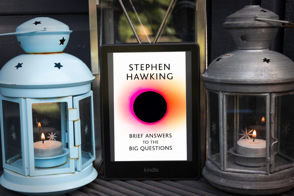 Brief Answers to the Big Questions By Stephen Hawking Book Cover